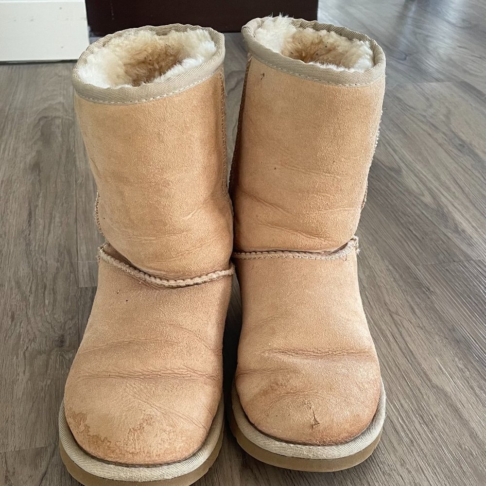 Ugg Classic Short II